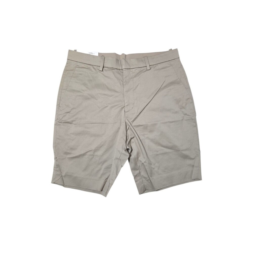Uiniqlo Men's Classic Chino Shorts in Light Khaki 32 Inch Waist
